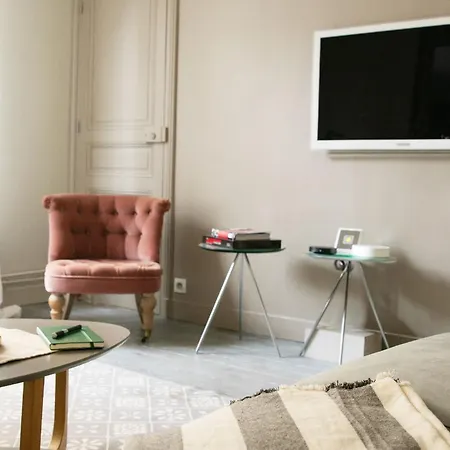 Serenty - 1br - Eiffel Tower & Les Invalides דירה
